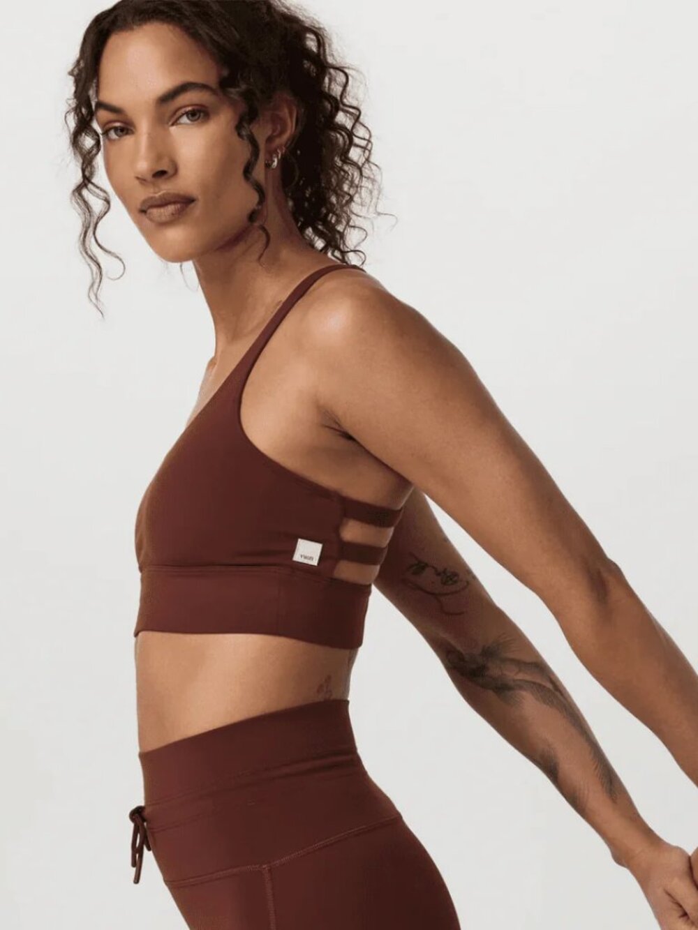 NWT Vuori Bra Yosemite Longline – Burnt Sienna – Size Medium – NWT